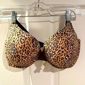 Victoria’s Secret Push Up Bra Size 36DDD or 36F